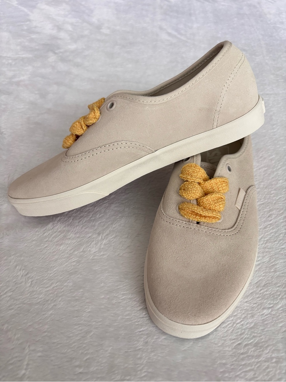 VANS Authentic Lowpro Beige Suede Lace Up Sneakers--NEW--7.5